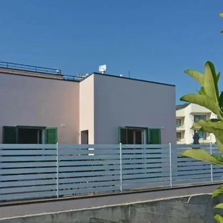 Apartment Lungomare *