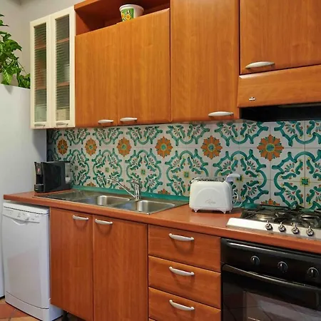 Lungomare Apartment