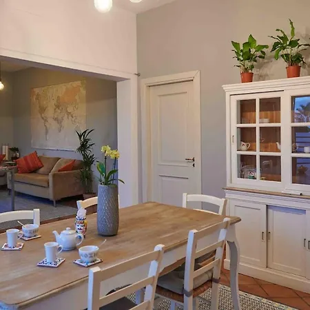 Apartment Lungomare *